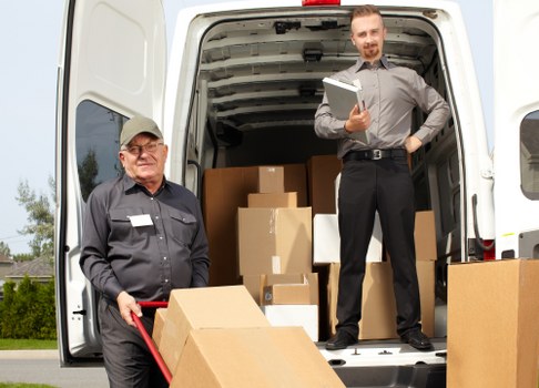 Moving van service for homes and flats in Nottinghill