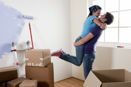 Local house removalists in Nottinghill loading a family home move